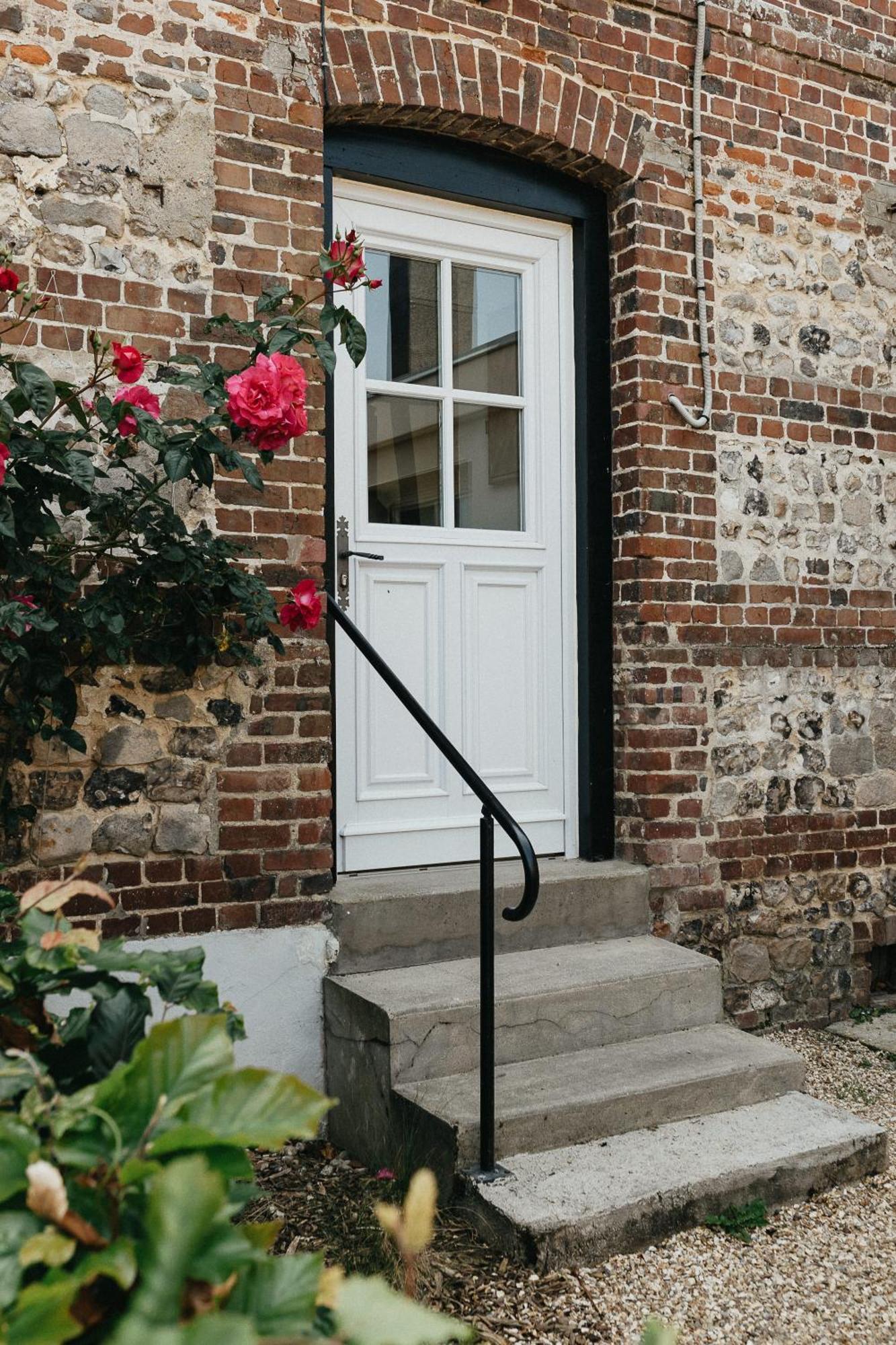 Villa Les Fleurs De Maria Le Bourg-Dun Exterior foto